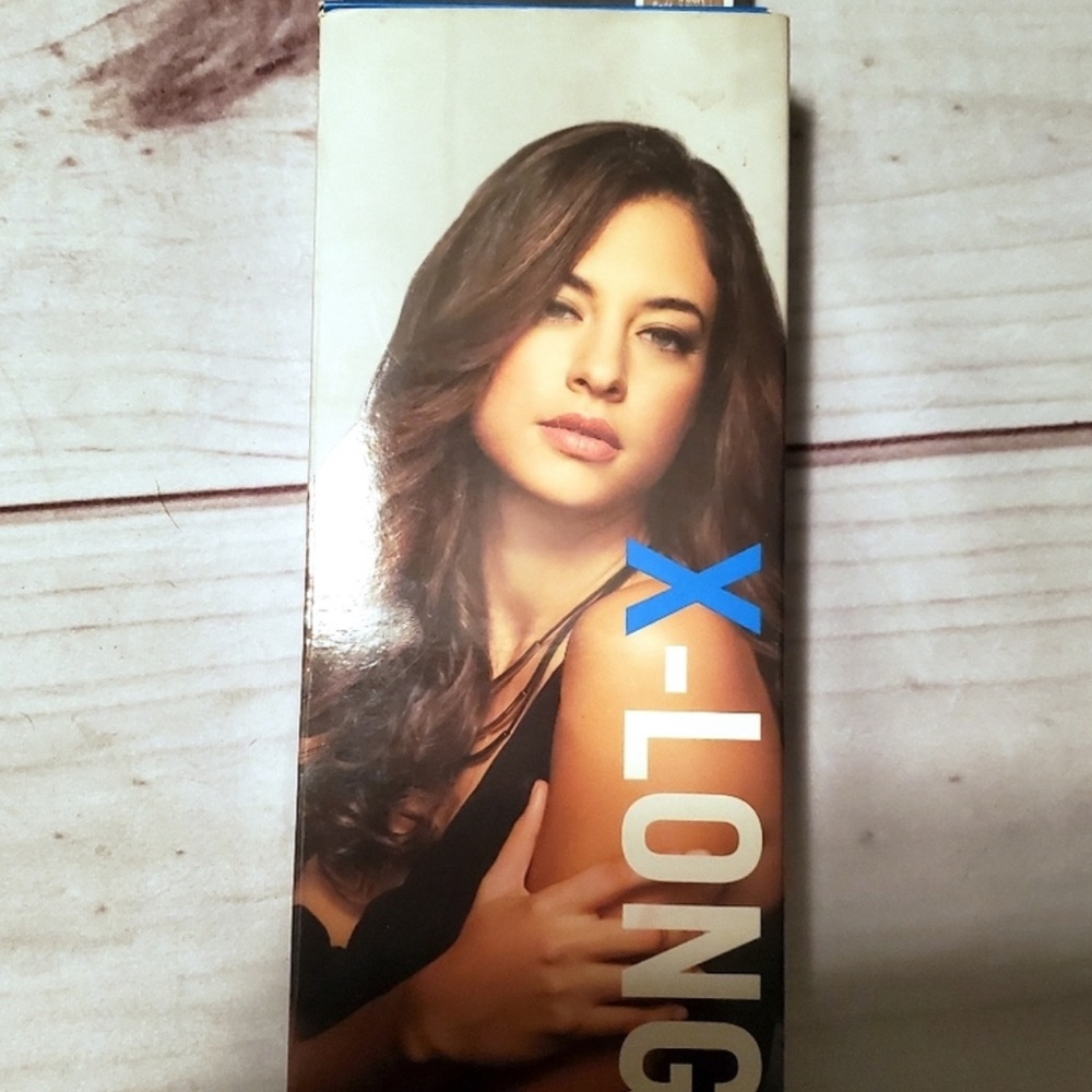 Hairdo XL 23" Wavy Hair Clip in extensions in Ginger Blonde NWT